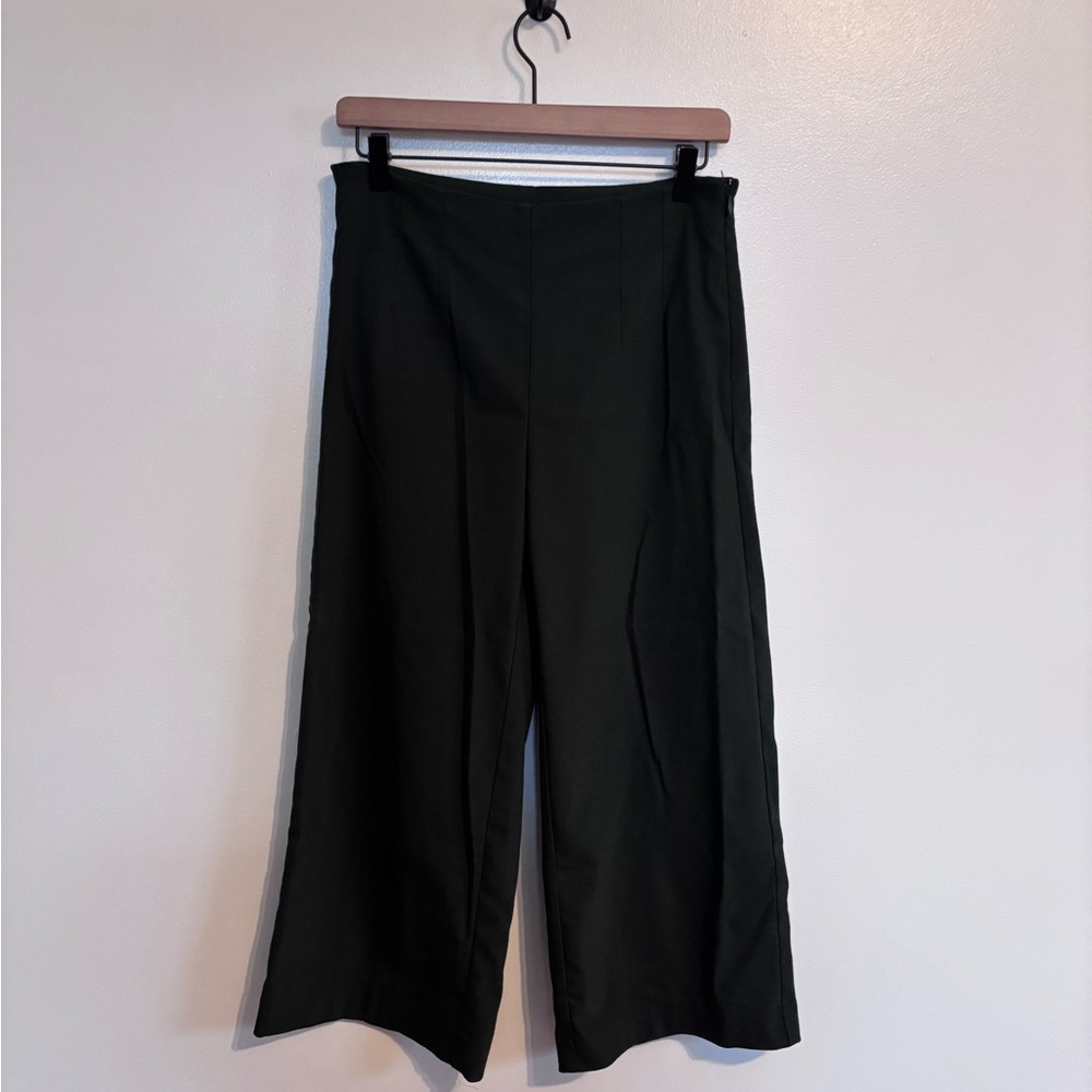 Loft dark green dress pants cutlets, high rise with side zipper and cropped